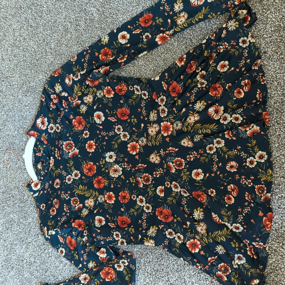Women's Long Sleeve Top